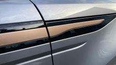 Land Rover Range Rover Evoque 2.0 D200 R-Dynamic SE 5dr Auto Diesel Hatchback